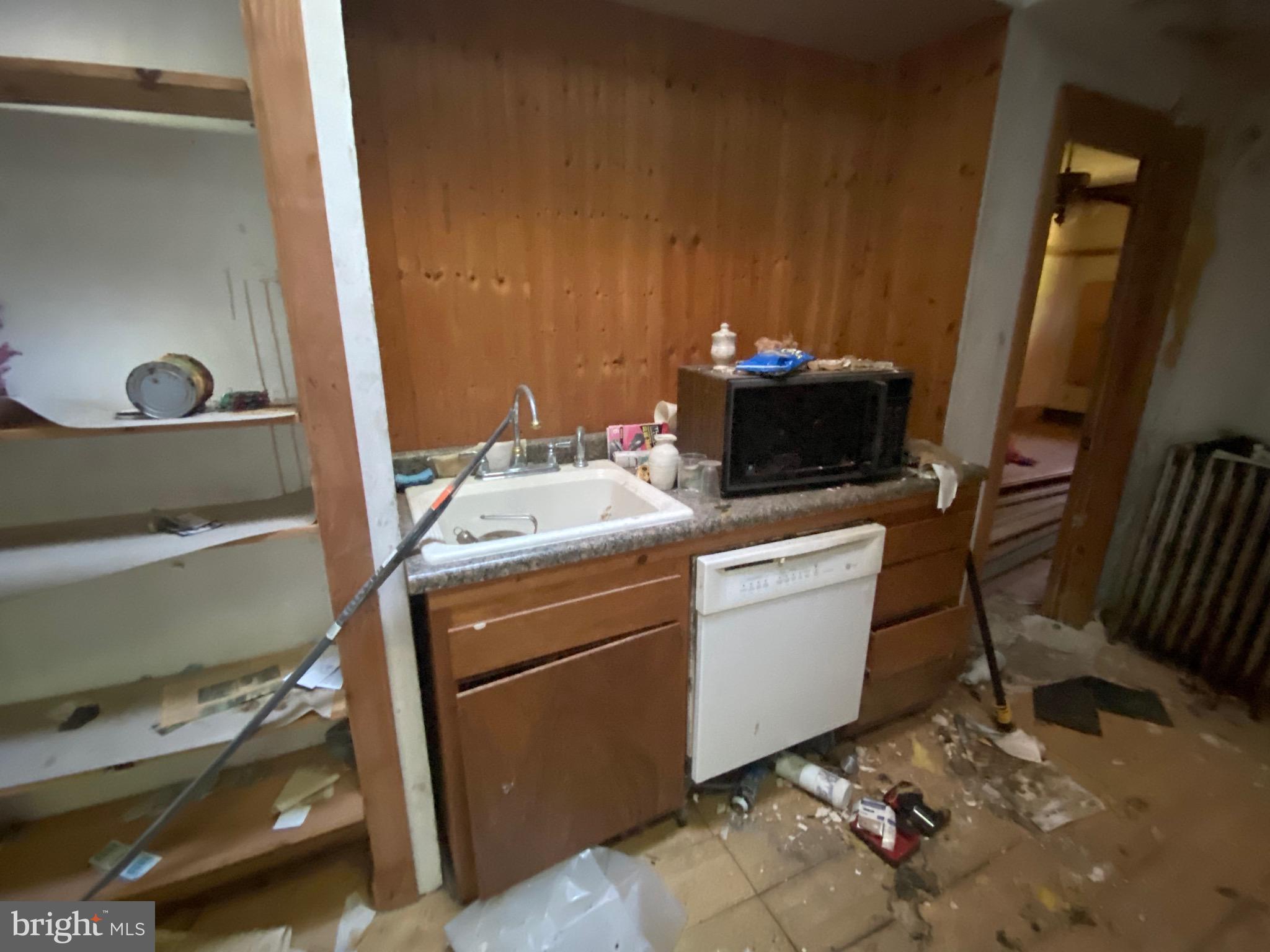 401 North Main Street Hurlock, MD 21643 - Photo 15 of 29 Kitchen