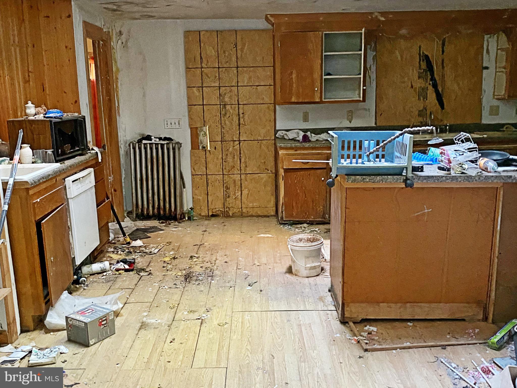 401 North Main Street Hurlock, MD 21643 - Photo 17 of 29 Kitchen