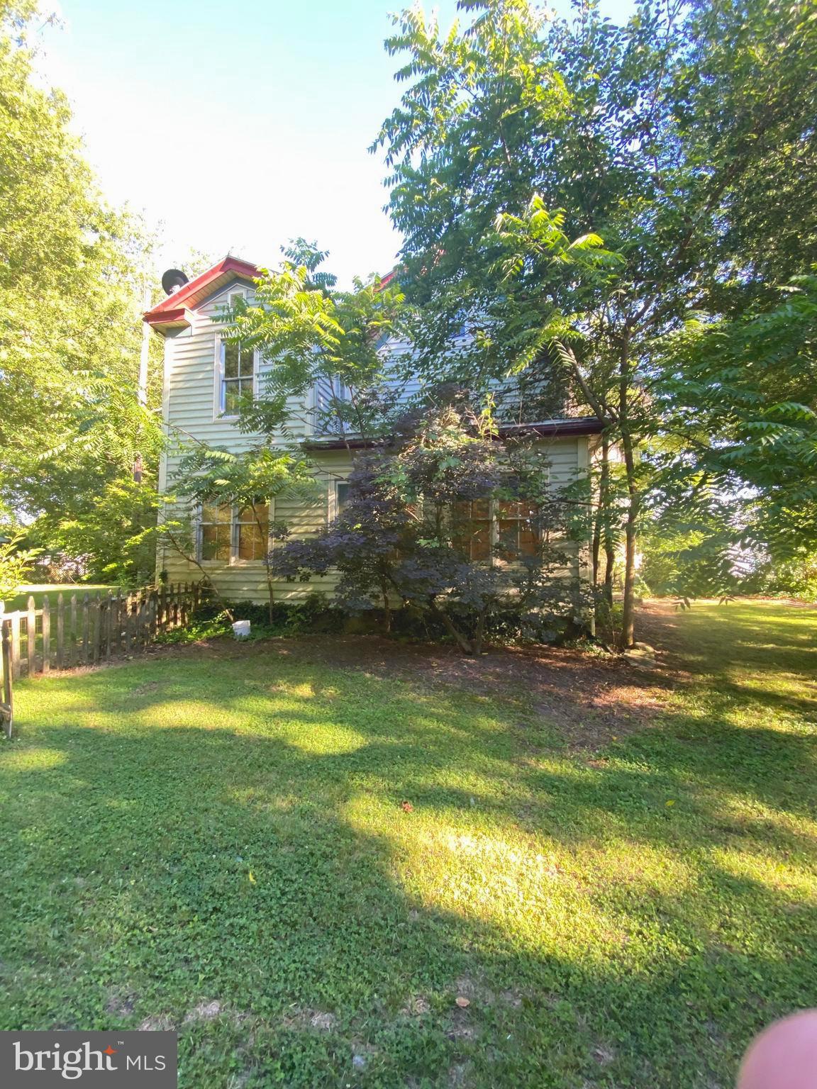 401 North Main Street Hurlock, MD 21643 - Photo 6 of 29 Backyard