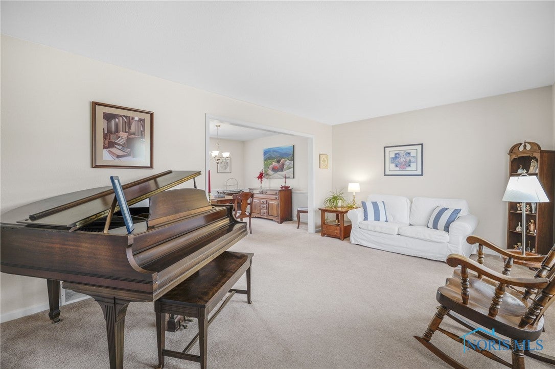 7063 Windy Hill Road Maumee, OH 43537 - Photo 11 of 35 Gallery Image 11