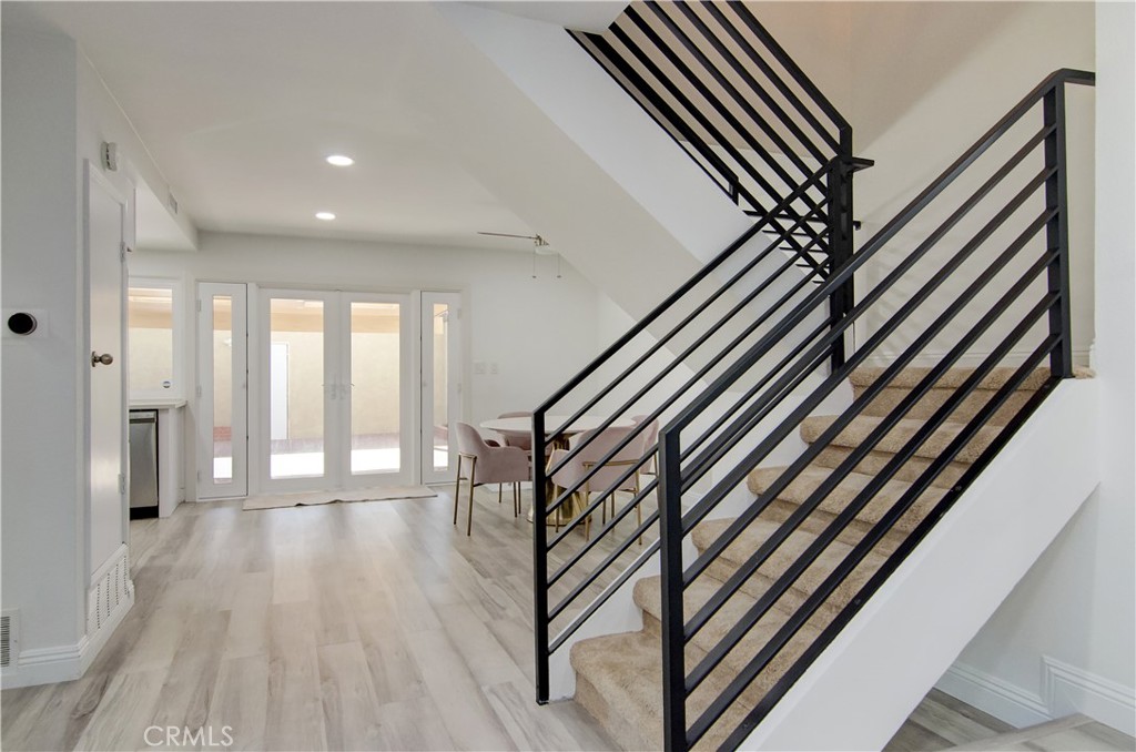 5085 Stratford Circle La Palma, CA 90623 - Photo 5 of 24