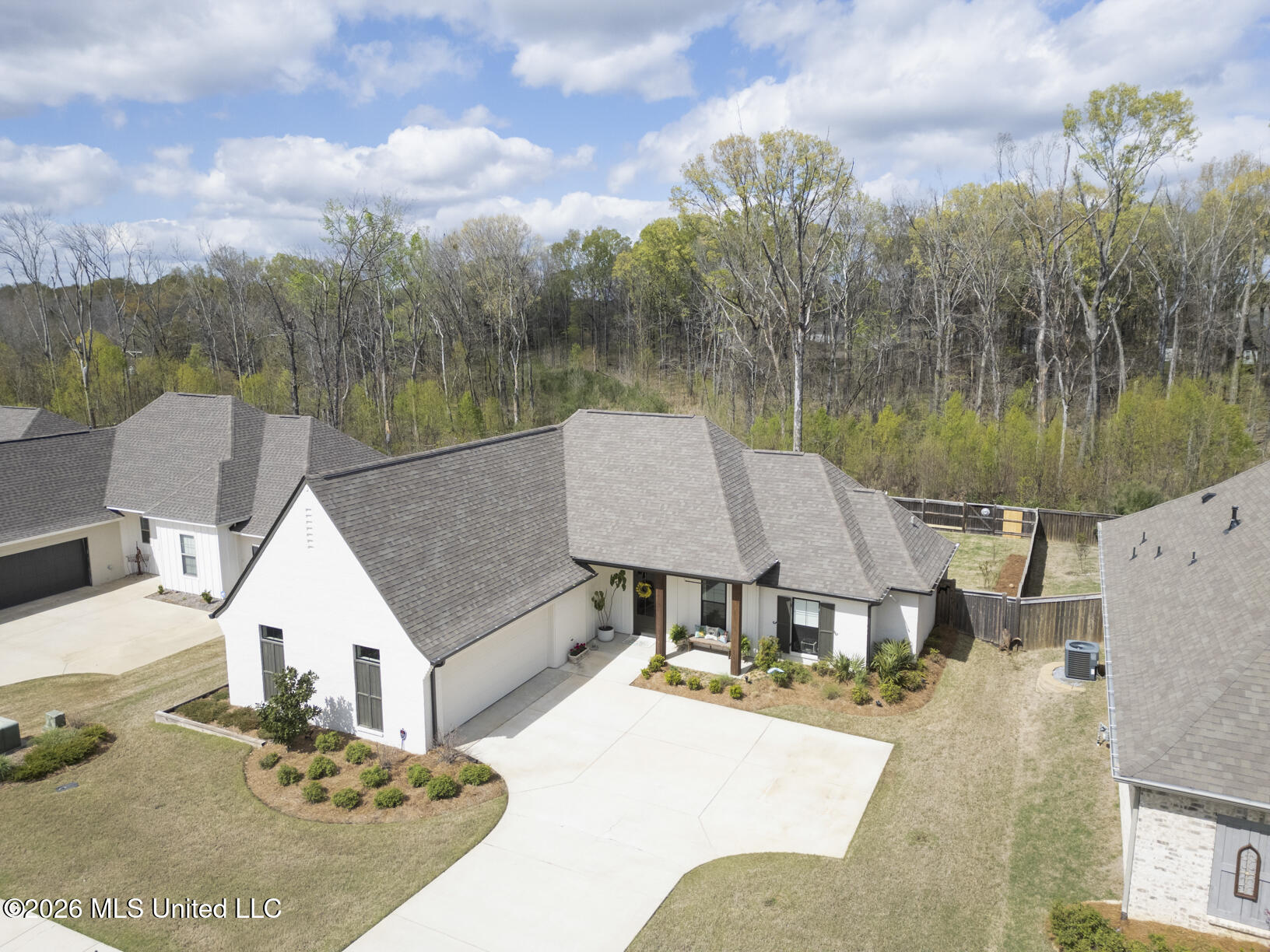 174 Shore View Drive Madison, MS 39110 - Photo 38 of 40 174 Shore View drone-2