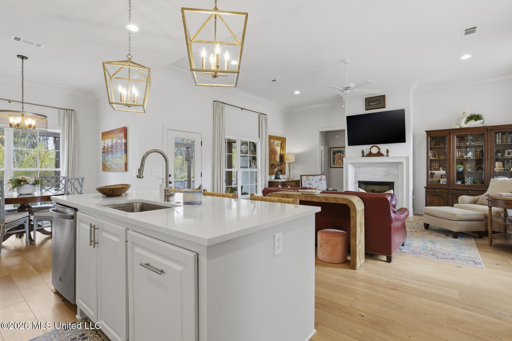 174 Shore View Drive Madison, MS 39110 - Photo 4 of 40 174 Shore View-12