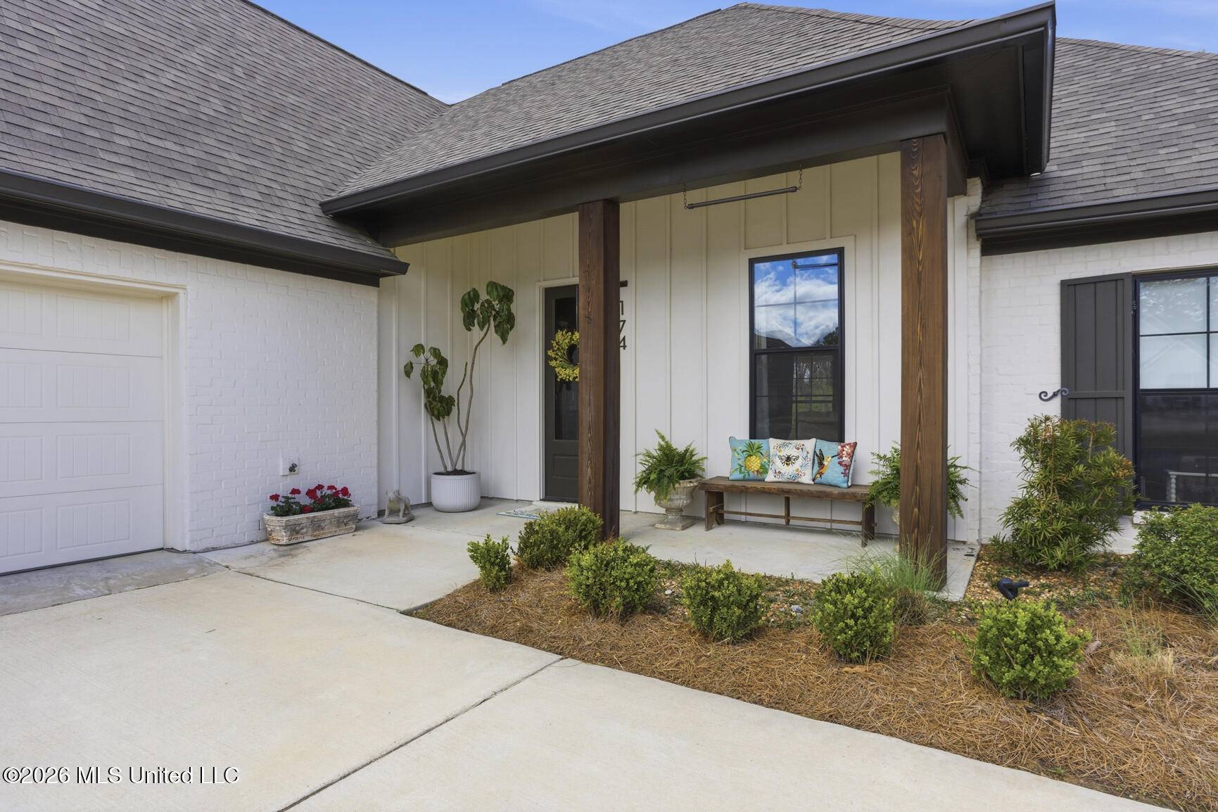 174 Shore View Drive Madison, MS 39110 - Photo 7 of 40 174 Shore View-3