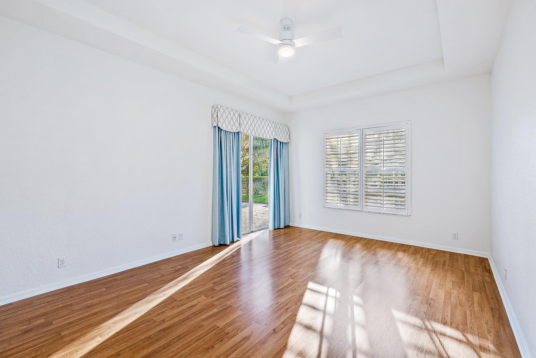 116 Via Rosina Jupiter, FL 33458 - Photo 16 of 33 116 Via Rosina-14-MLS