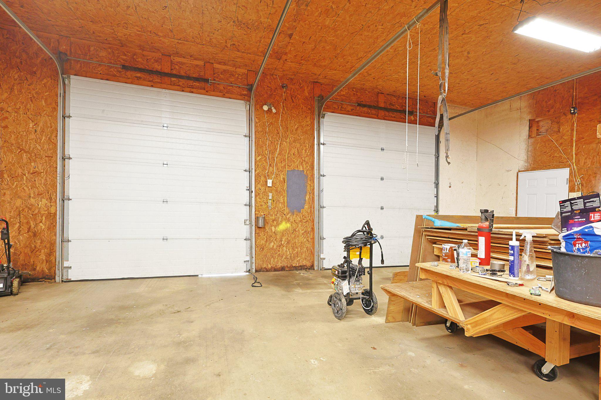 125 Ashland Drive Ridgeley, WV 26753 - Photo 32 of 41 Spacious garage with dual doors.