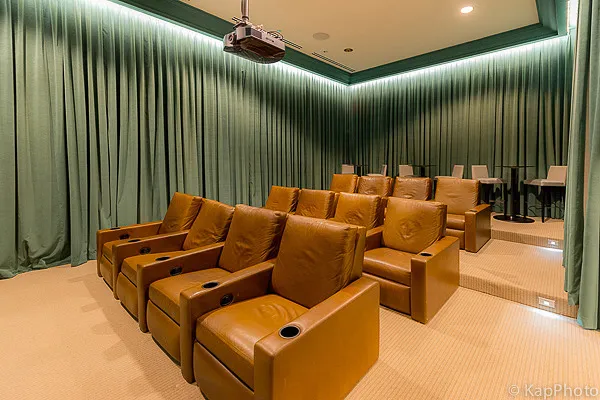 $9,700 | 2550 North Lakeview Avenue, Unit 2205, Chicago, IL 60614