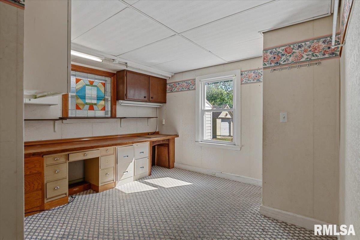 2619 East Keys Avenue Springfield, IL 62702 - Photo 8 of 43 Gallery Image 8
