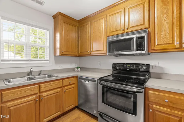 $245,000 | 2221 Mountain Mist Court, Unit 201, Raleigh, NC 27603