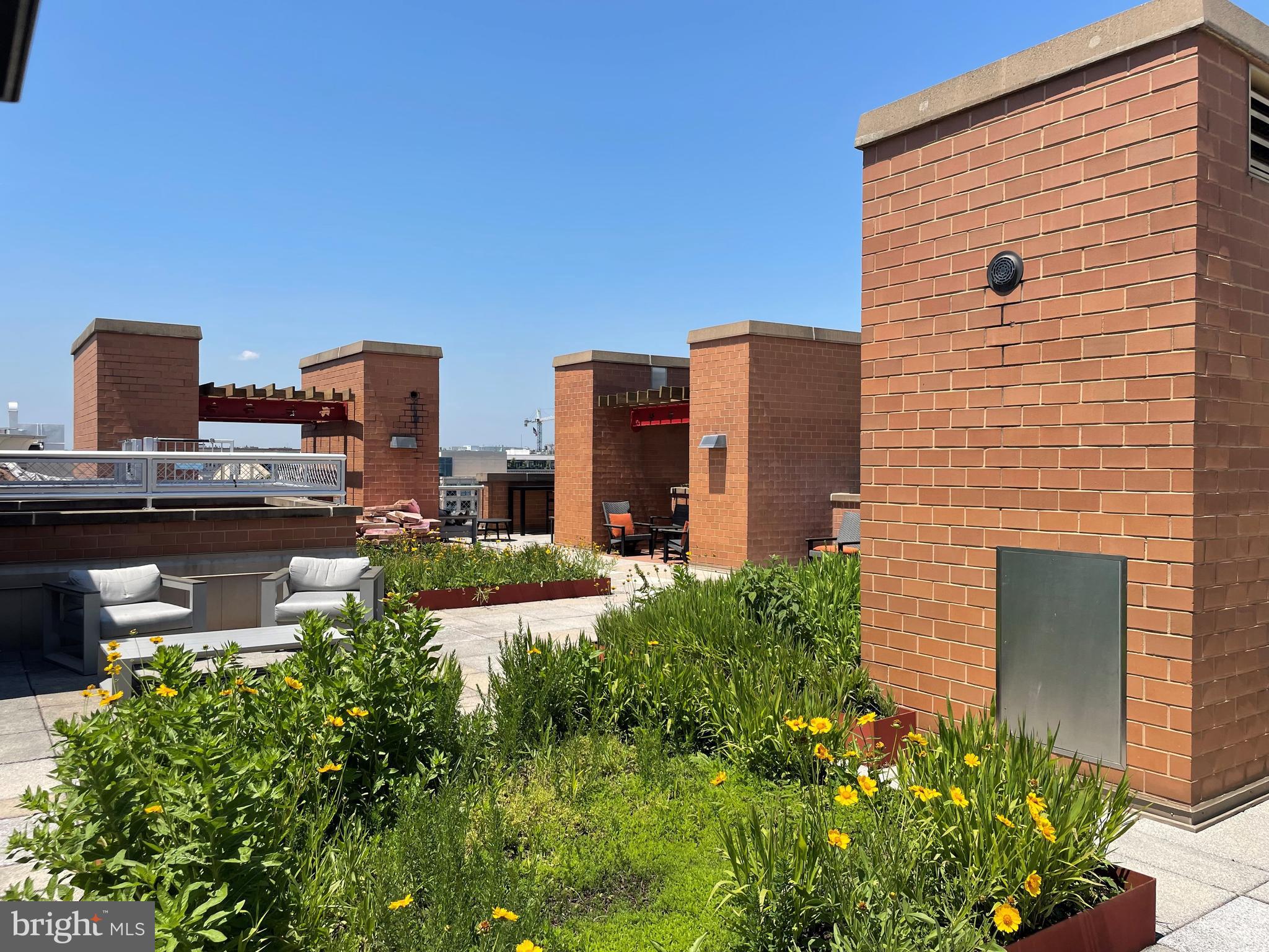 616 E Street Northwest, Unit 711 Washington, DC 20004 - Photo 38 of 44 Rooftop