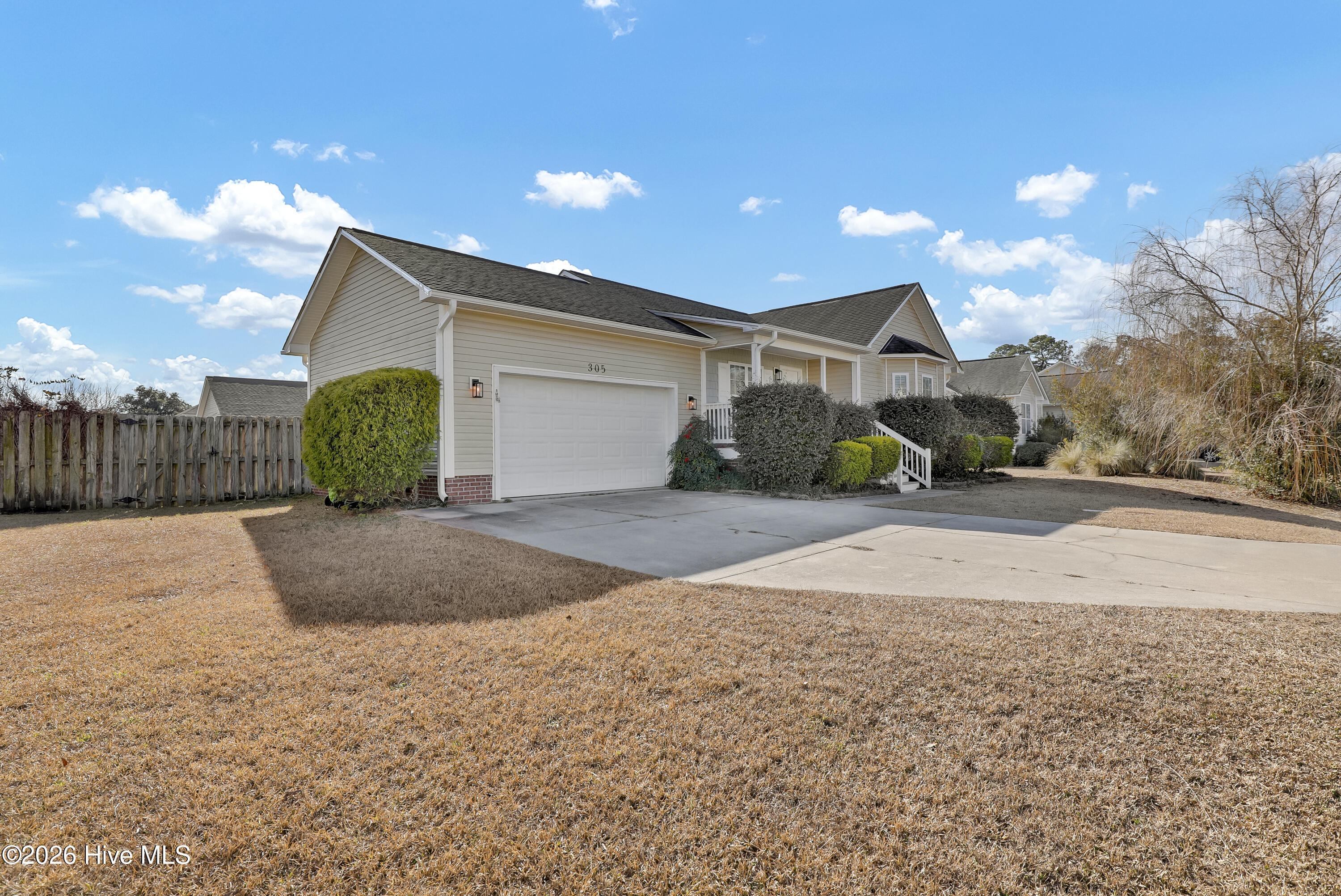 305 Pine Ridge Lane Holly Ridge, NC 28445 - Photo 2 of 31 6G8A7293
