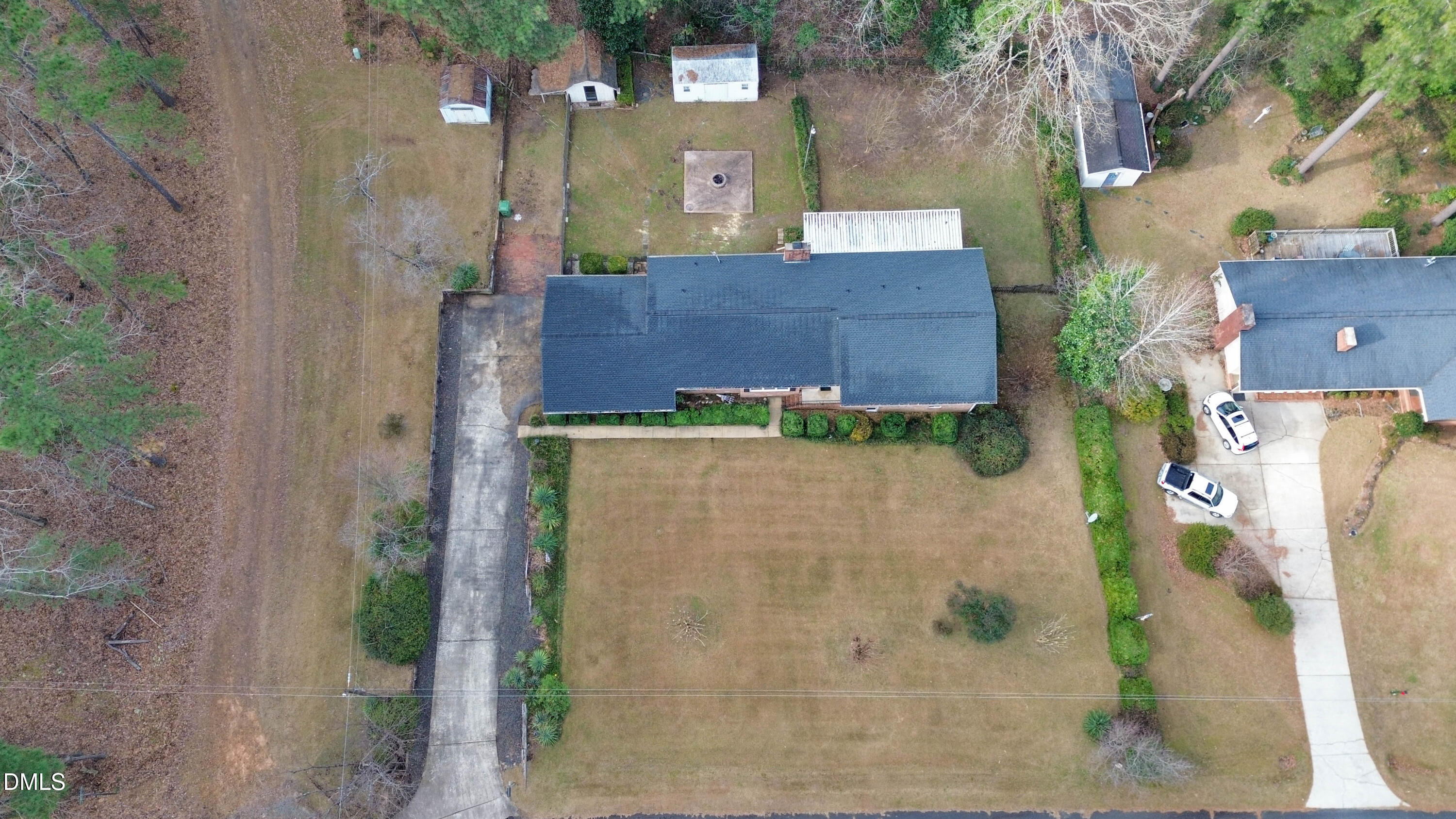 1104 Oldham Lake Road Sanford, NC 27330 - Photo 5 of 60 d2d-518