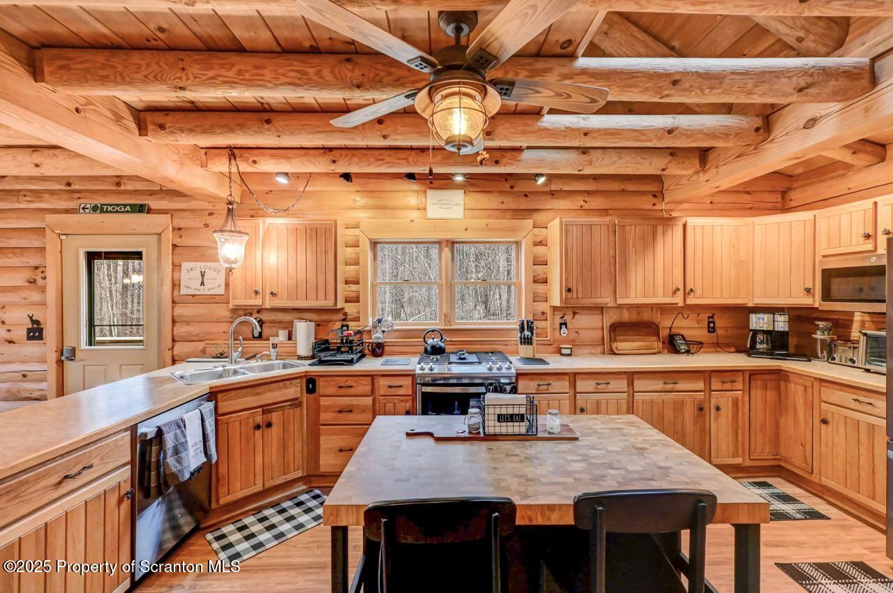 765 Herrick Ridge Union Dale, PA 18470 - Photo 28 of 91 Kitchen