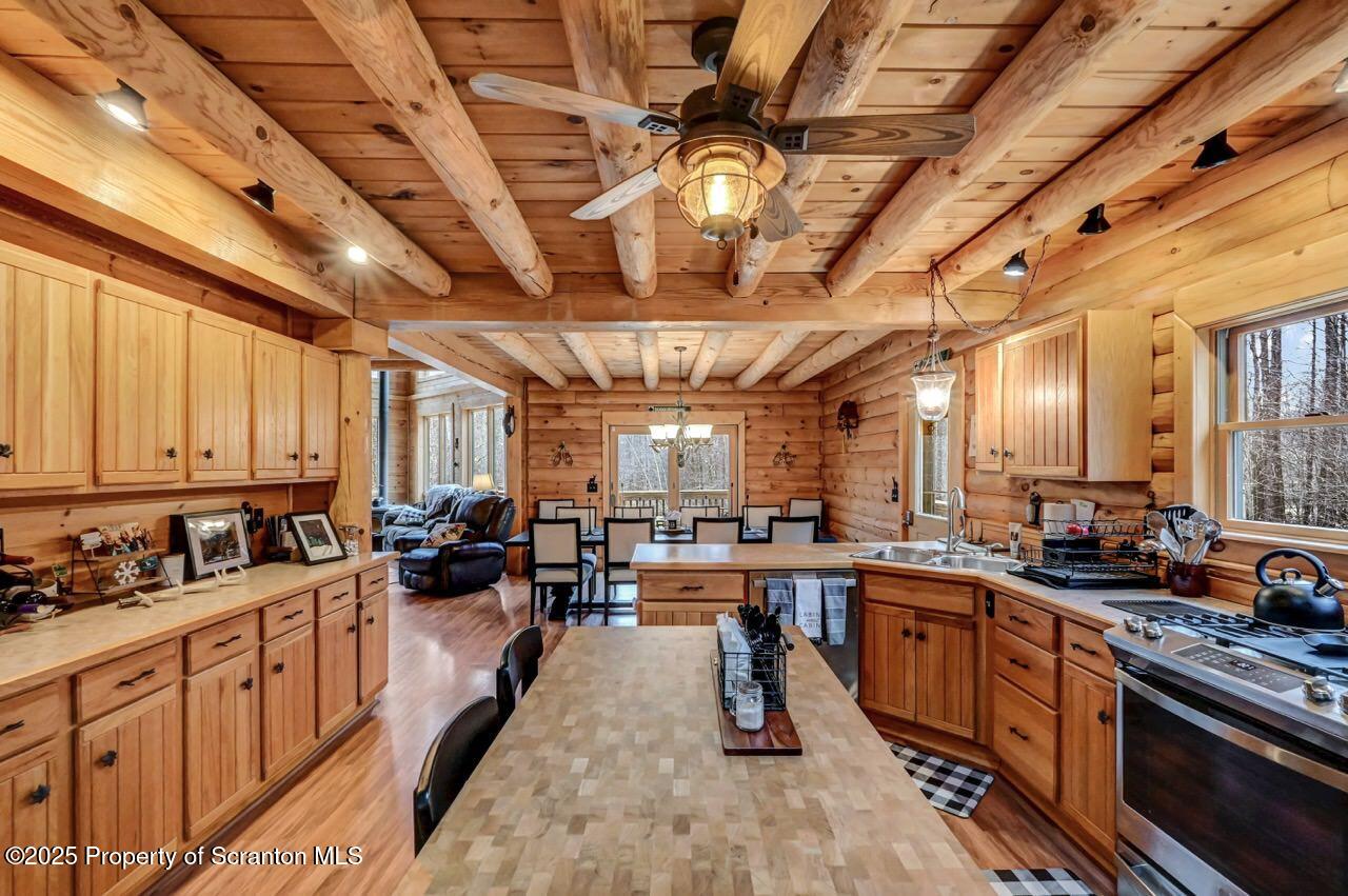 765 Herrick Ridge Union Dale, PA 18470 - Photo 30 of 91 Kitchen