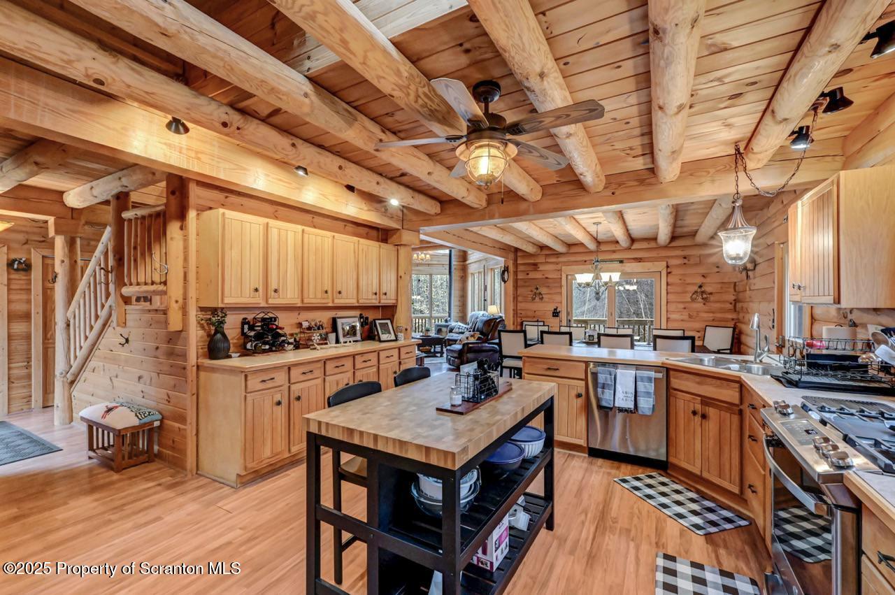 765 Herrick Ridge Union Dale, PA 18470 - Photo 31 of 91 Kitchen