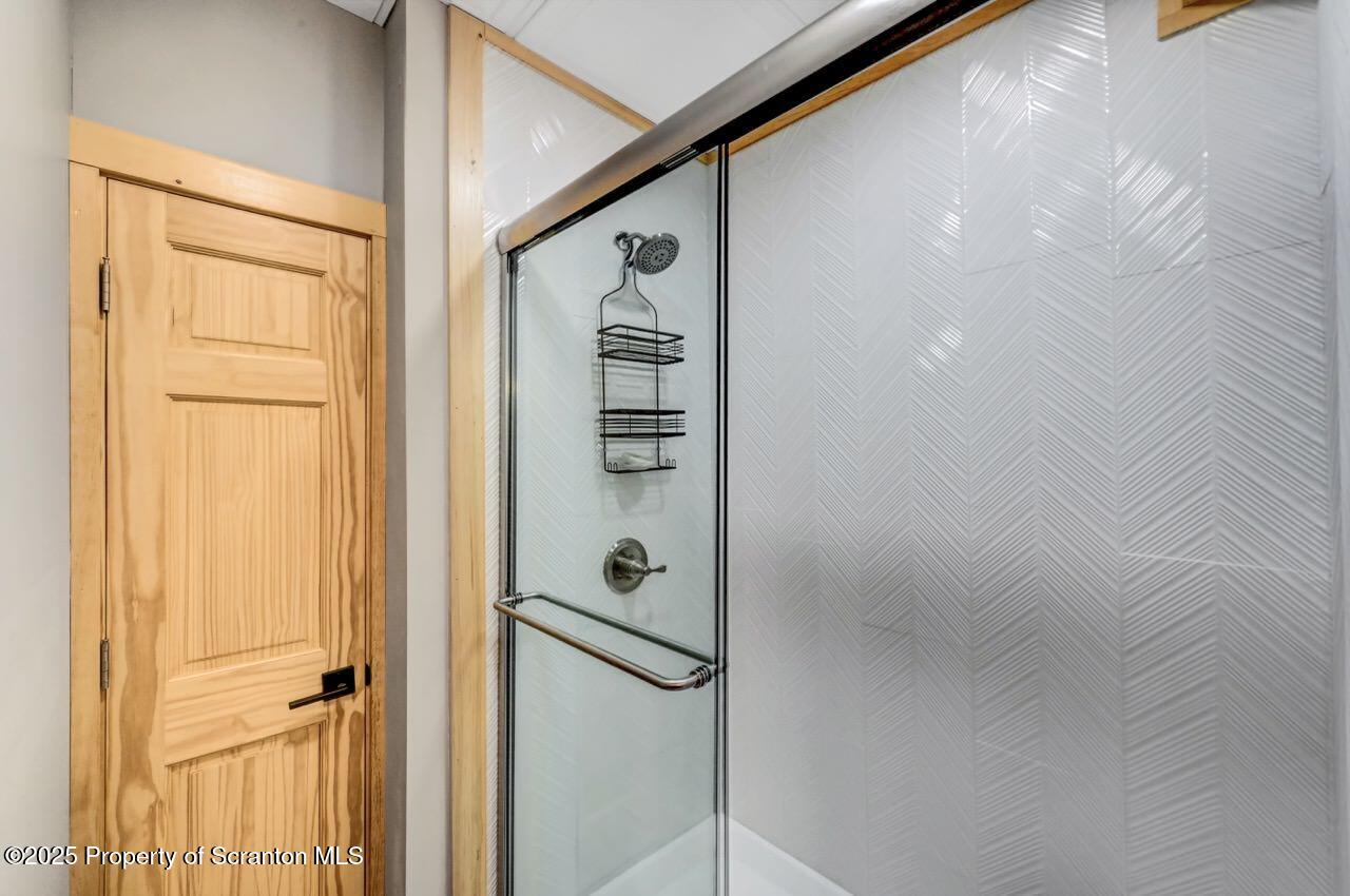 765 Herrick Ridge Union Dale, PA 18470 - Photo 74 of 91 3/4 Bathroom