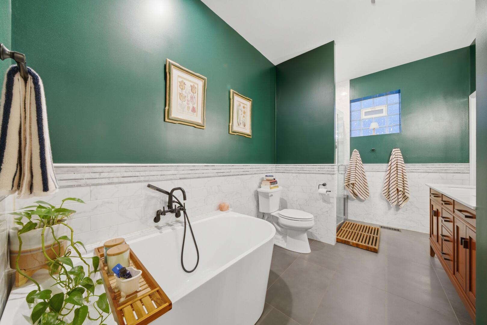 2416 West Thomas Street, Unit 1 Chicago, IL 60622 - Photo 12 of 26