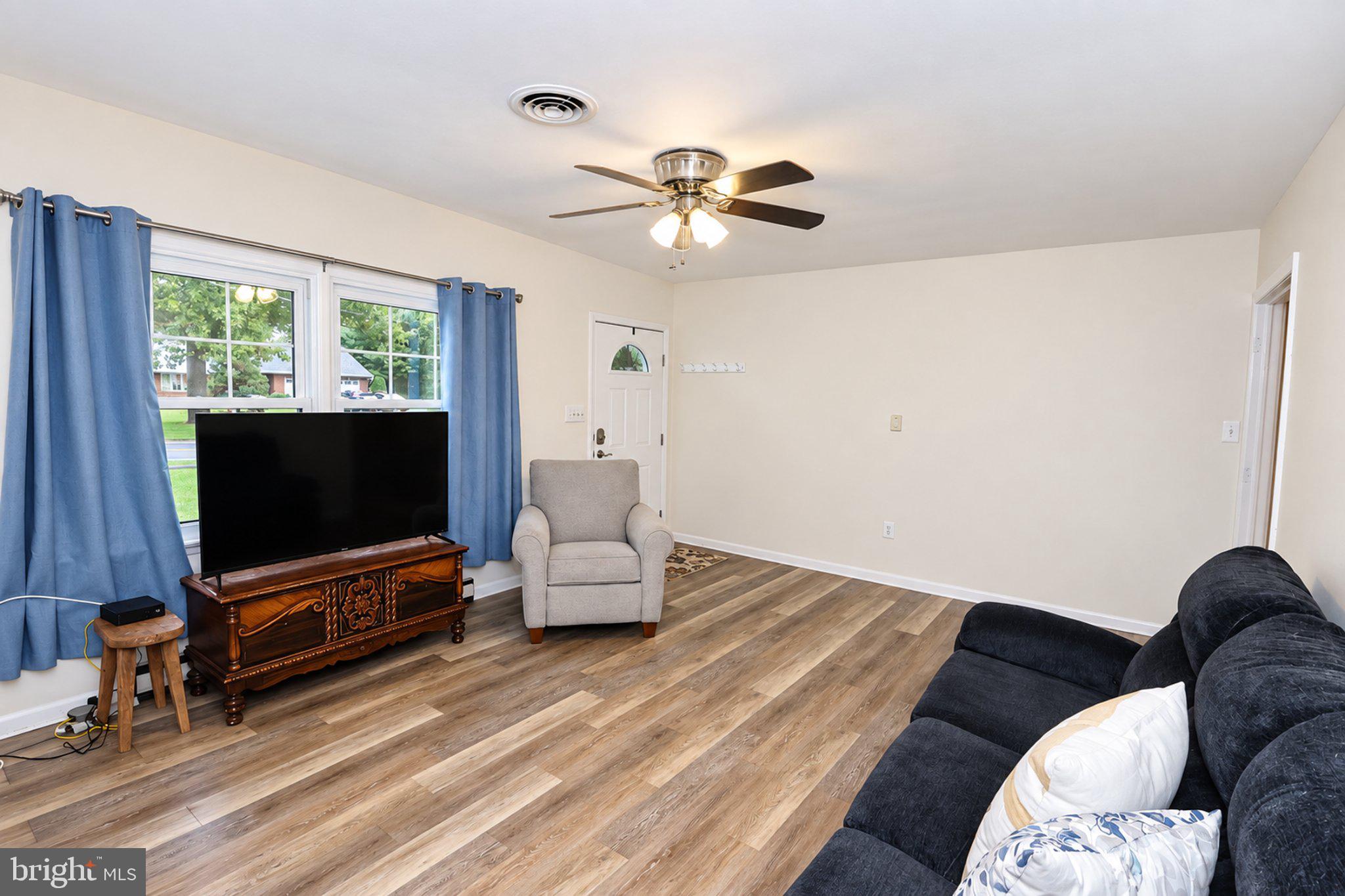 12526 Ashton Road Clear Spring, MD 21722 - Photo 7 of 33 Gallery Image 7
