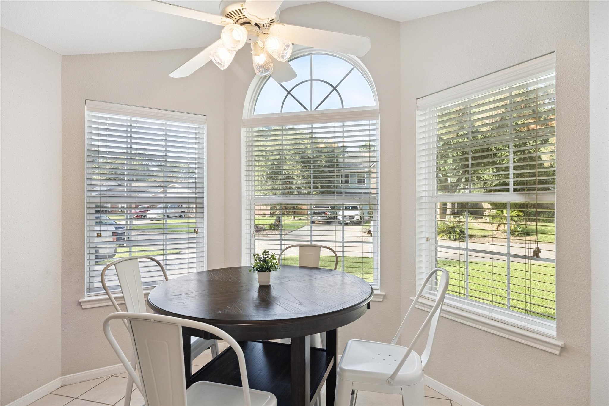 2430 Meandering Trail Kingwood, TX 77339 - Photo 5 of 20