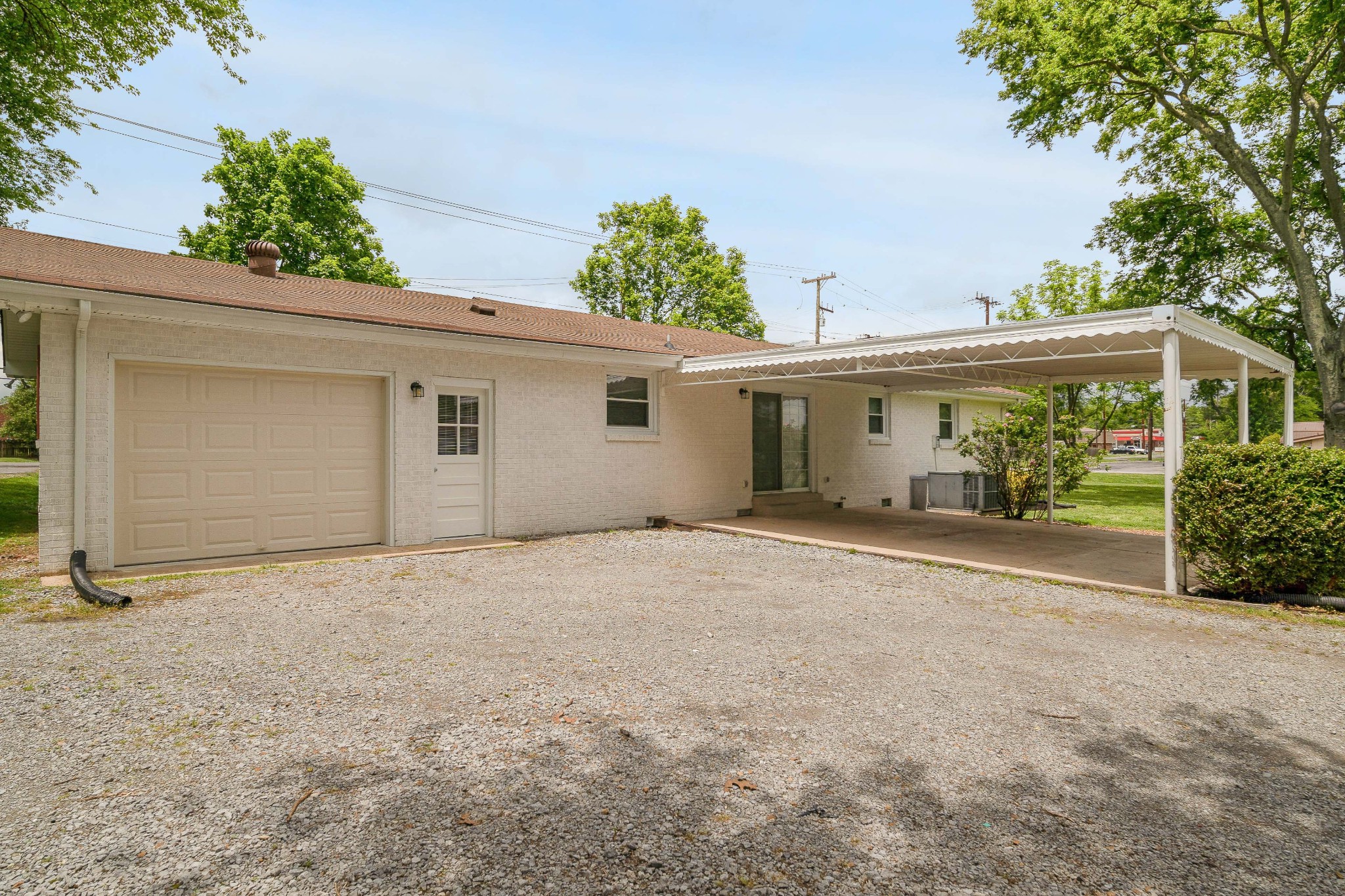 411 Walton Ferry Road Hendersonville, TN 37075 - Photo 23 of 26 front view of a house with a garage