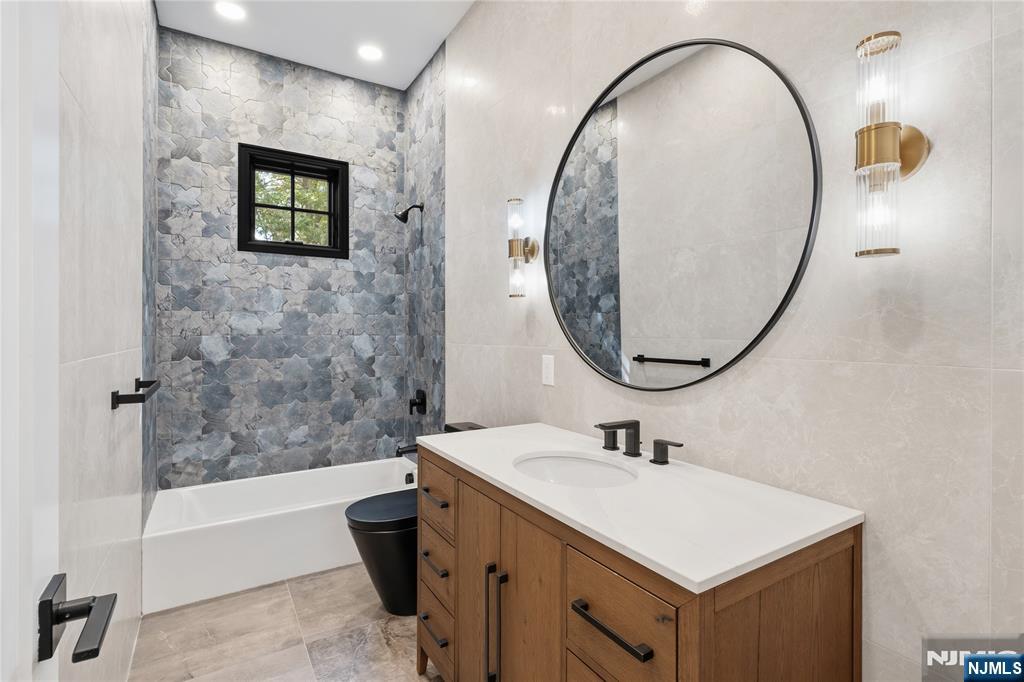 803 Marshall Road River Vale, NJ 07675 - Photo 17 of 44