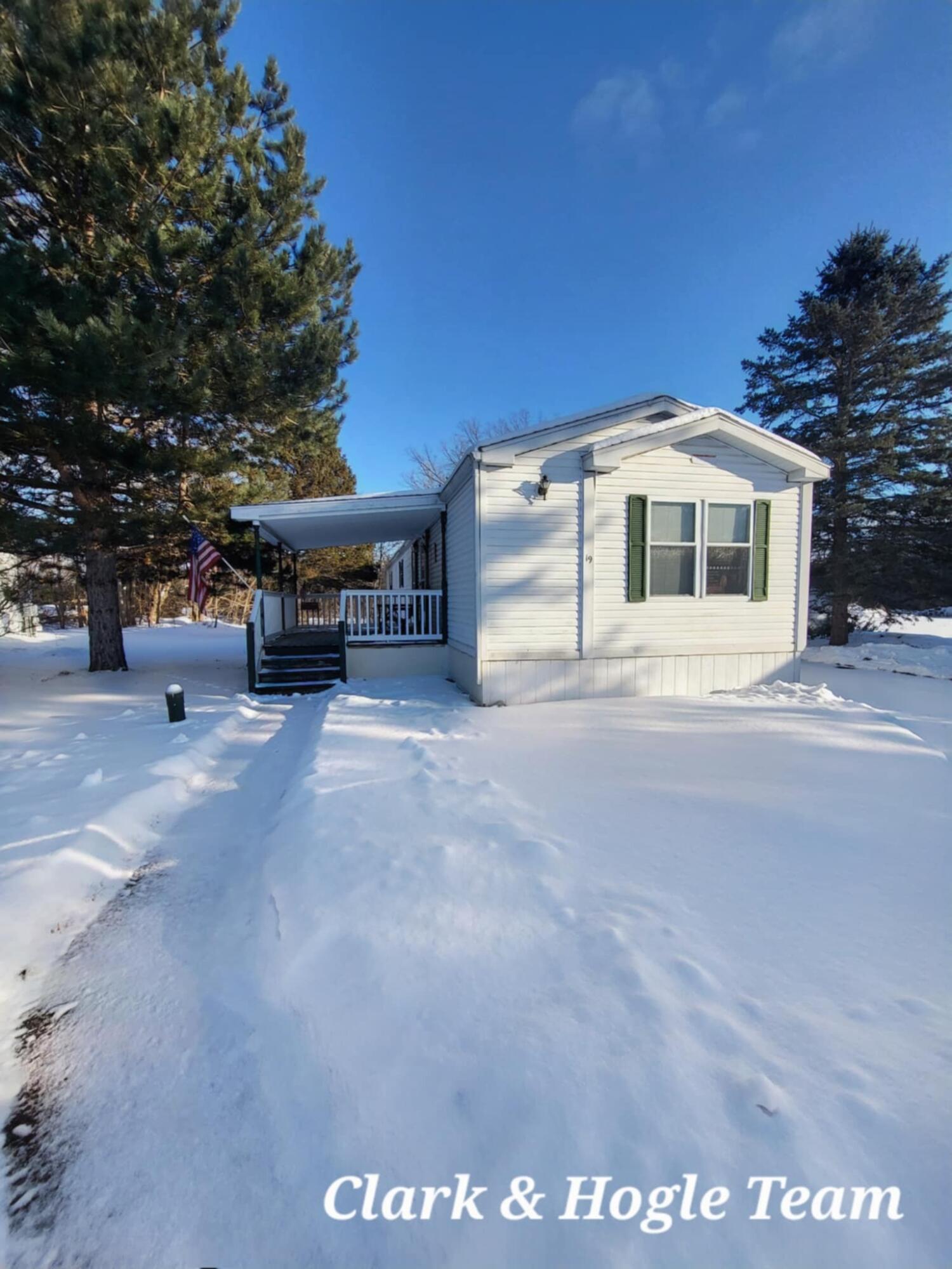 10400 East Pewamo Road, Unit 19 Pewamo, MI 48873 - Photo 4 of 22 bea494c6-fcd5-46f4-90e3-a5ec6112422a