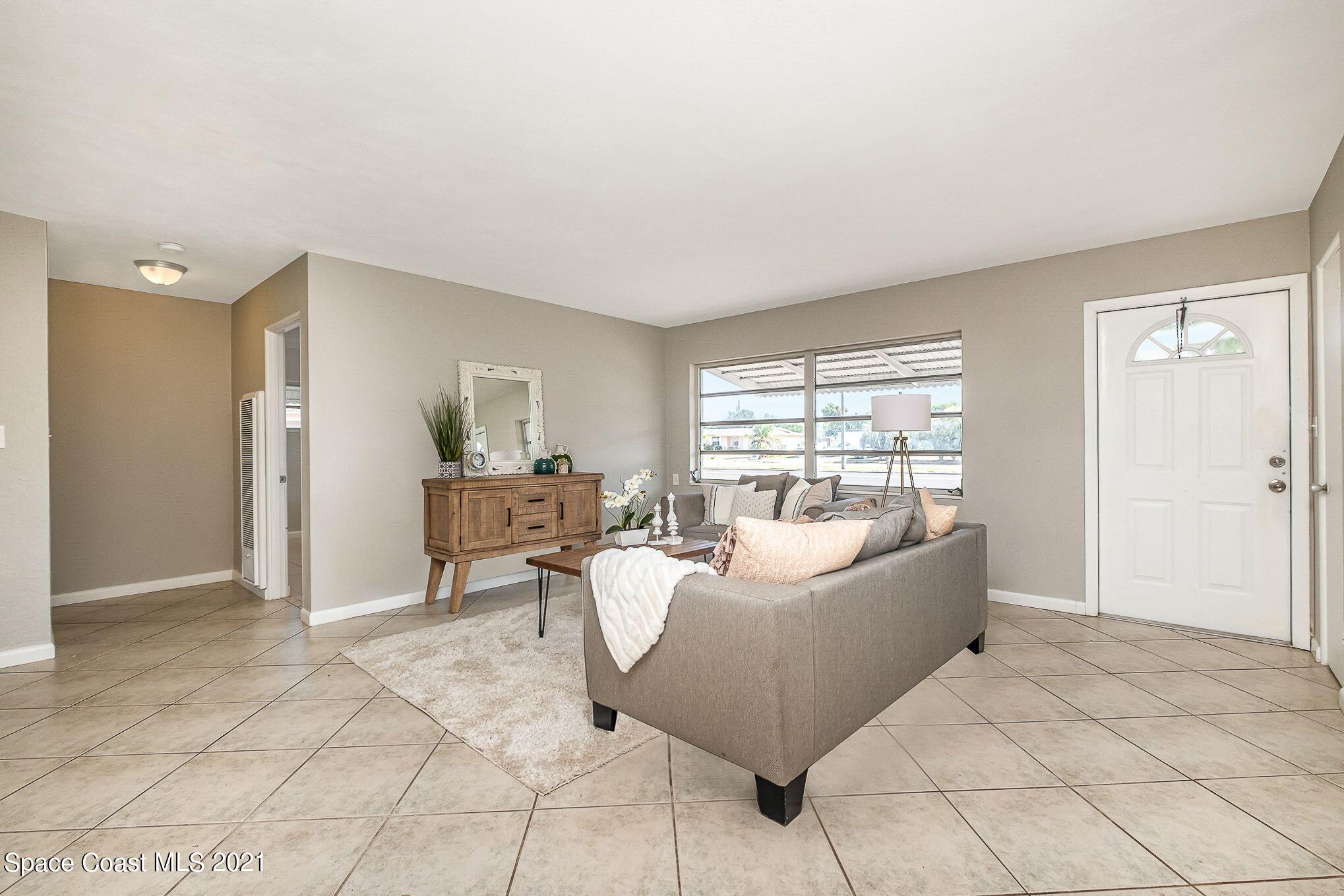 1932 Sarno Road Melbourne, FL 32935 - Photo 4 of 24 Living area