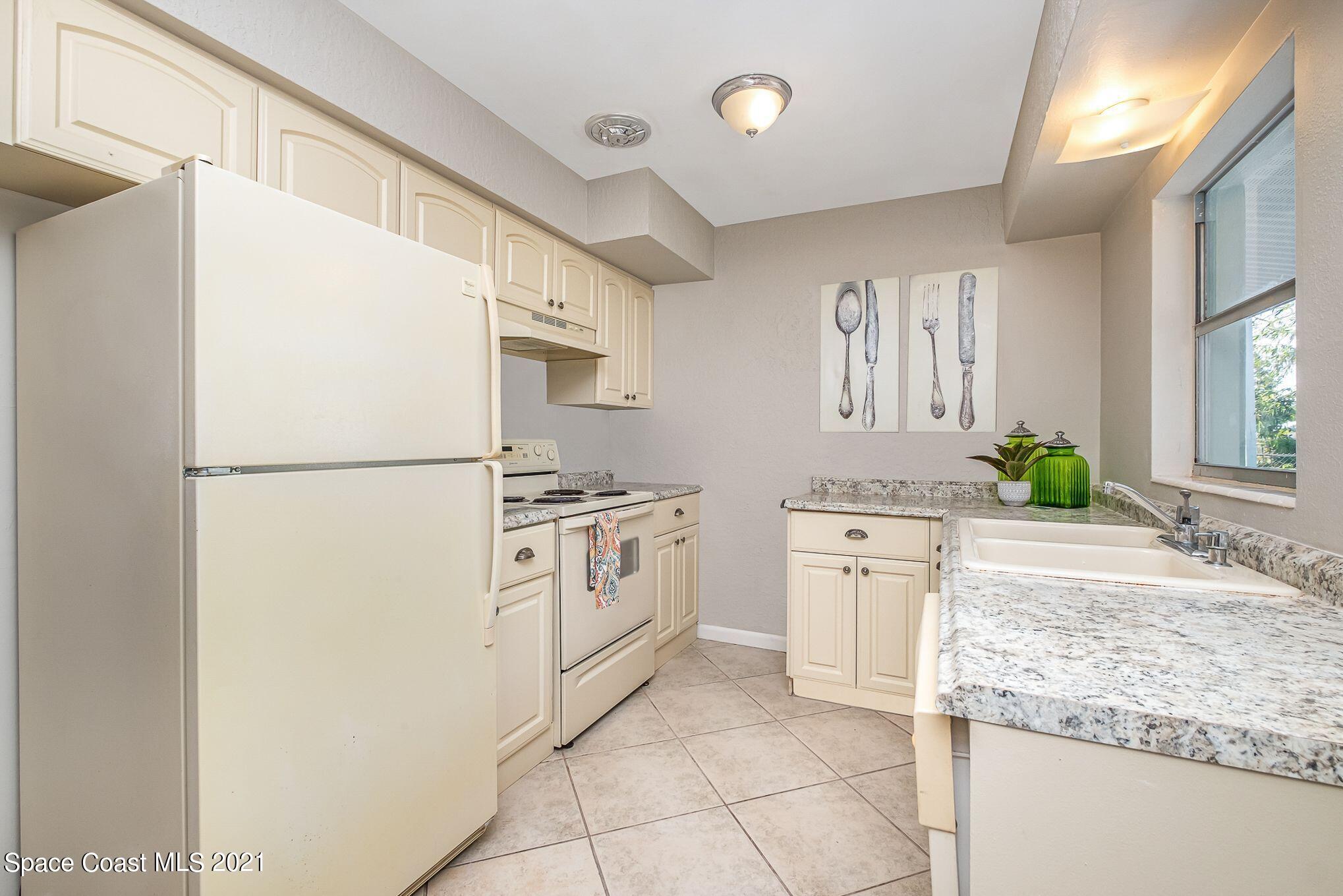 1932 Sarno Road Melbourne, FL 32935 - Photo 8 of 24 Kitchen