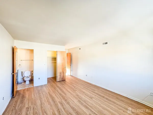 $2,100 | 1302 Bradley Court, Princeton, NJ 08540