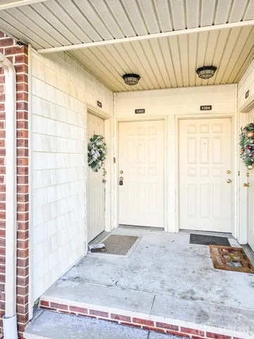 $2,300 | 1302 Bradley Court, Princeton, NJ 08540