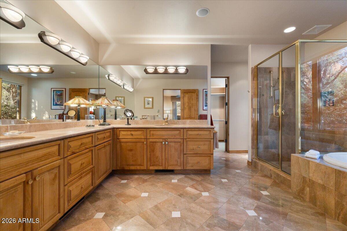 30 West Gunsmoke Road Sedona, AZ 86336 - Photo 24 of 73 071-Primary Suite Bathroom