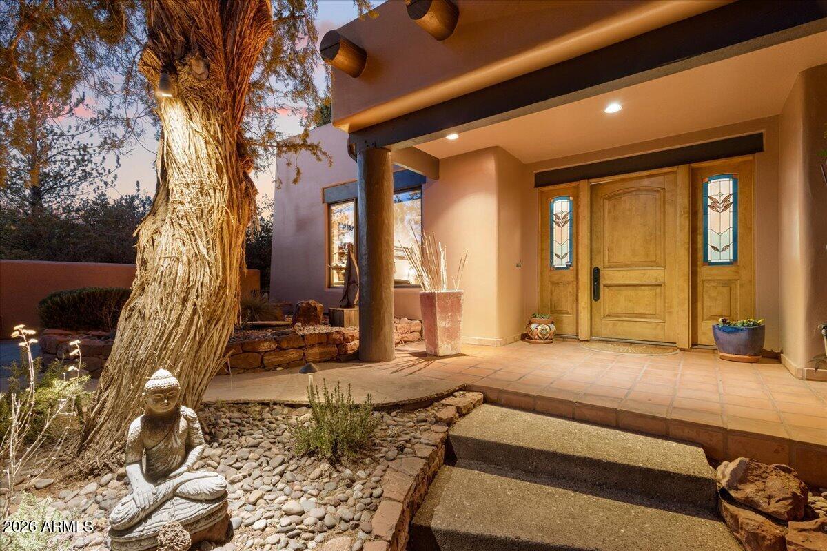 30 West Gunsmoke Road Sedona, AZ 86336 - Photo 8 of 73 177-Entry