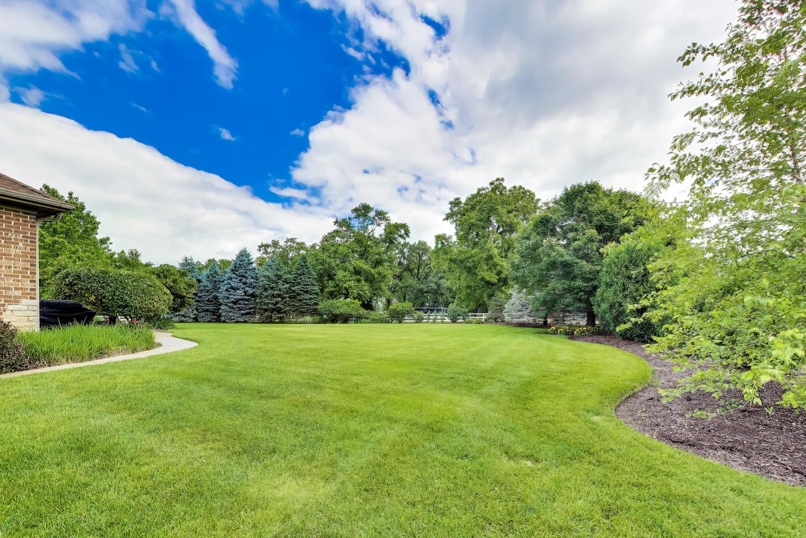 31 Prairie Lane Wayne, IL 60184 - Photo 46 of 48