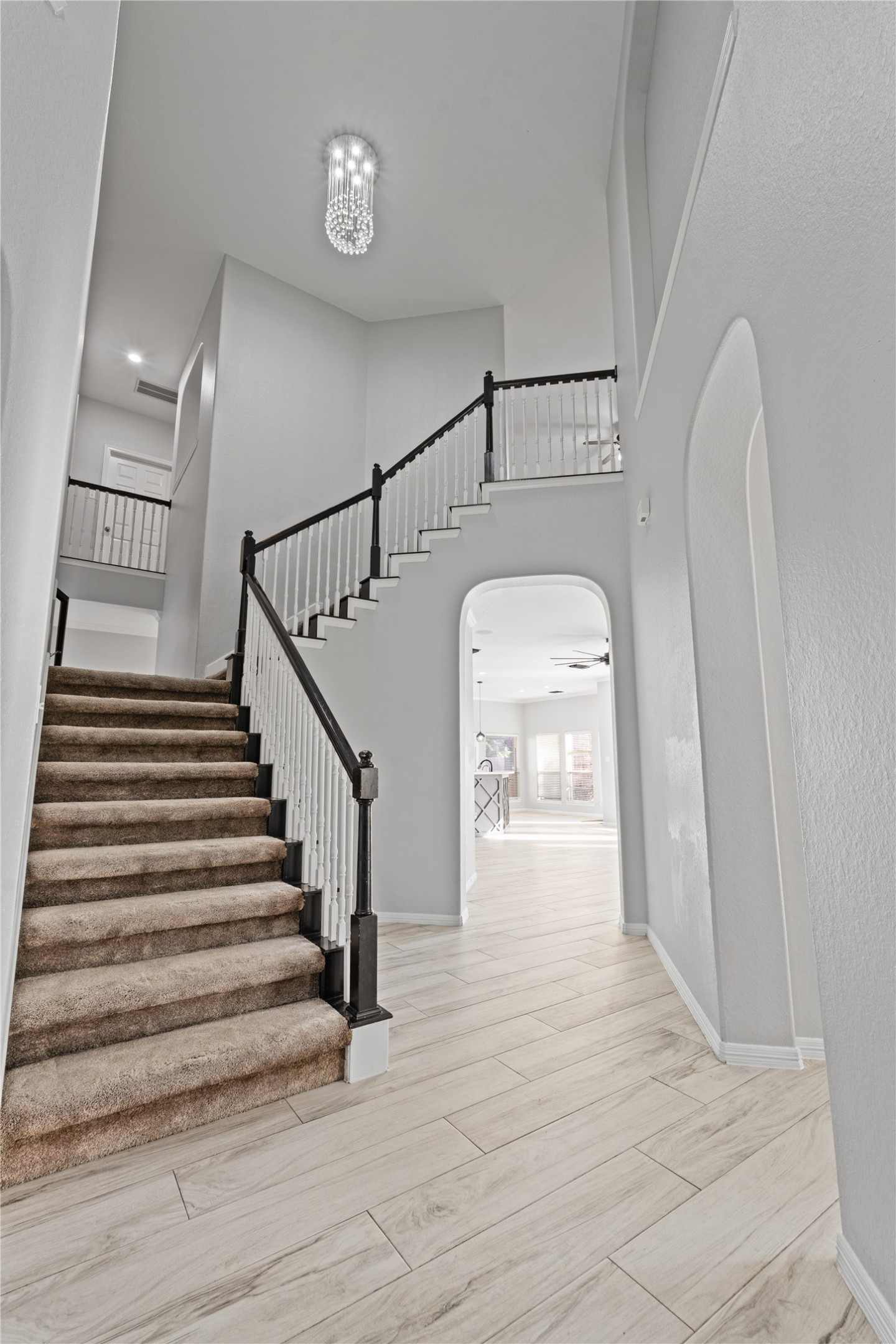 8111 Placid Point Court Humble, TX 77396 - Photo 4 of 35 Double Sided Stairway