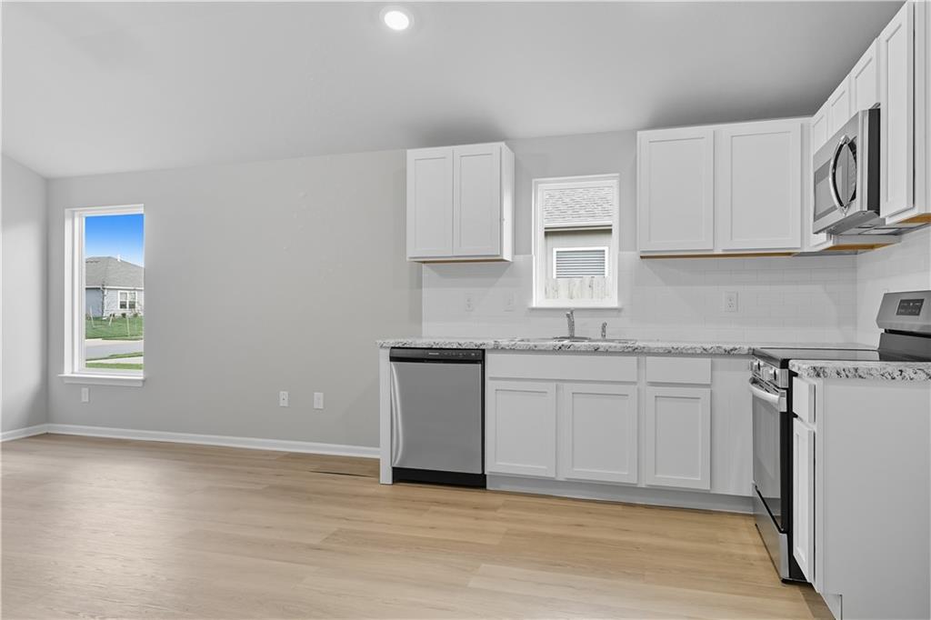 20368 West 194th Terrace Spring Hill, KS 66083 - Photo 8 of 21