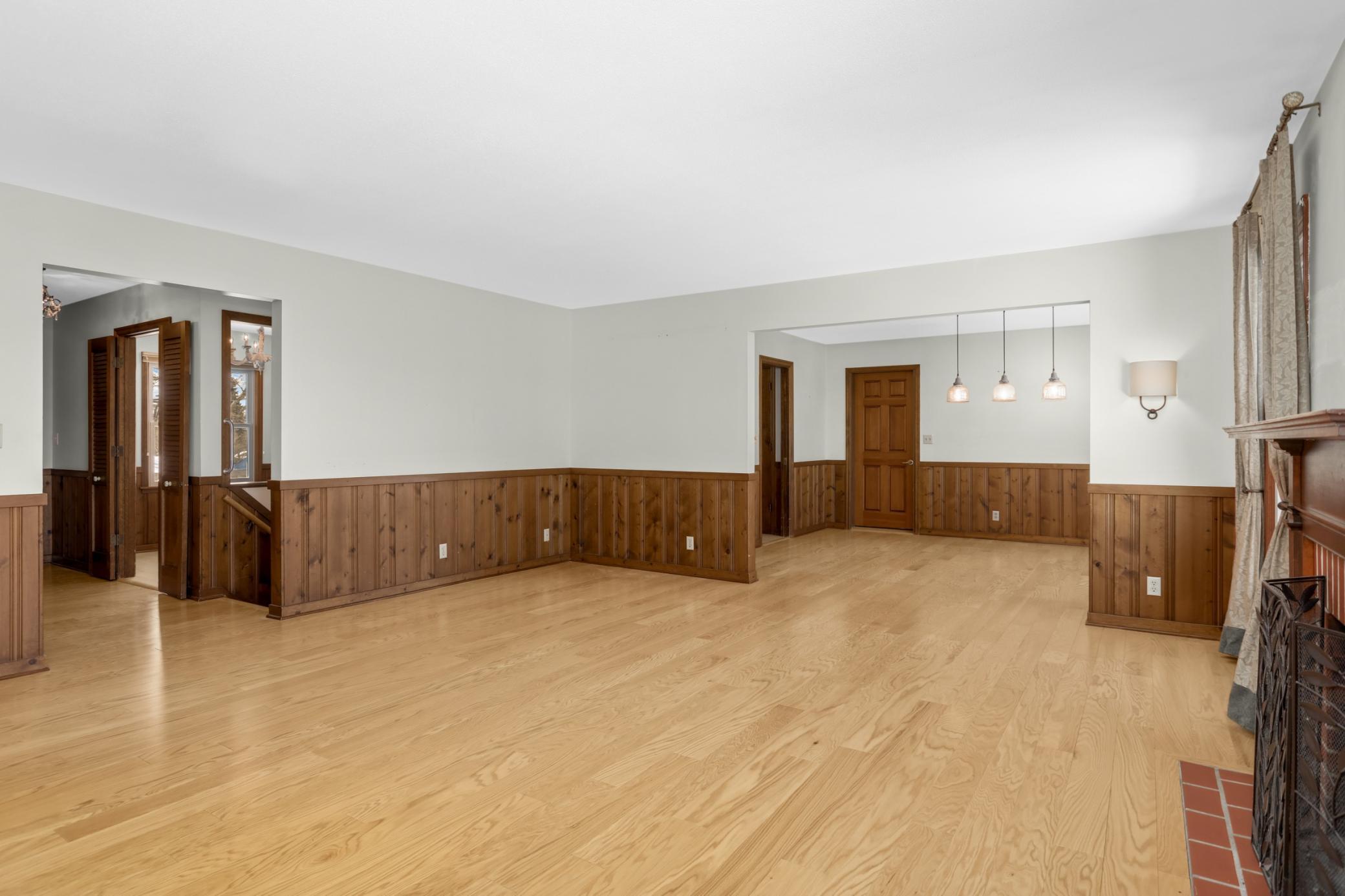 4030 Wasatch Lane Golden Valley, MN 55422 - Photo 3 of 38