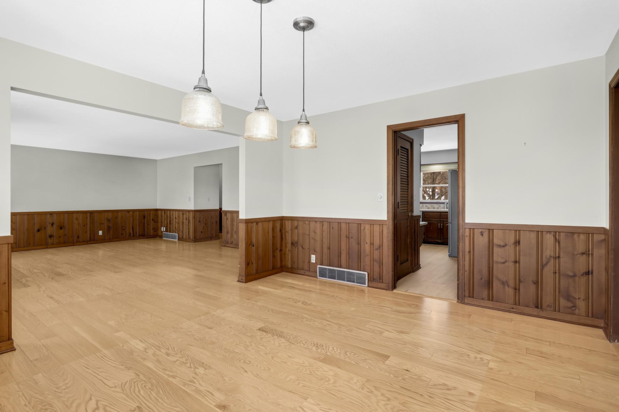 4030 Wasatch Lane Golden Valley, MN 55422 - Photo 7 of 38