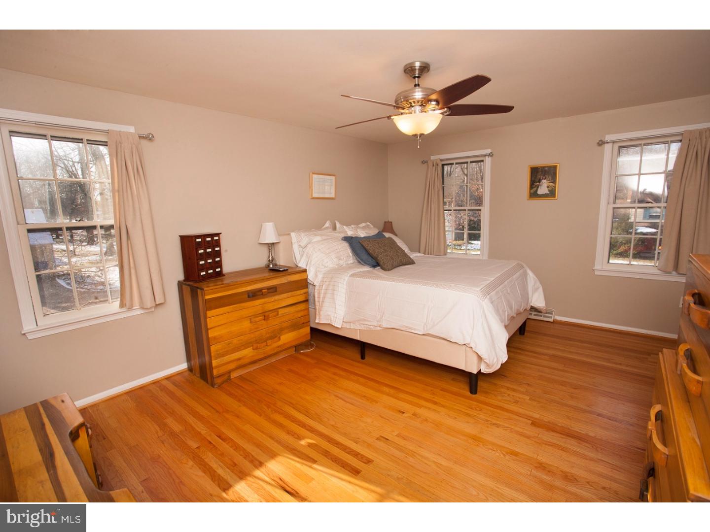 22 Whitby Road Cherry Hill, NJ 08003 - Photo 13 of 24 Gallery Image 13