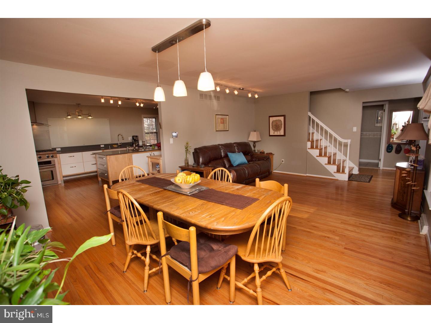 22 Whitby Road Cherry Hill, NJ 08003 - Photo 3 of 24 Gallery Image 3
