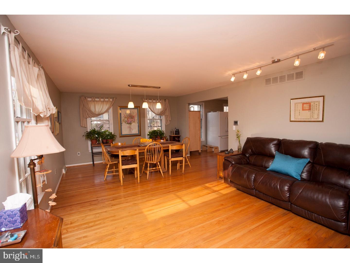 22 Whitby Road Cherry Hill, NJ 08003 - Photo 4 of 24 Gallery Image 4