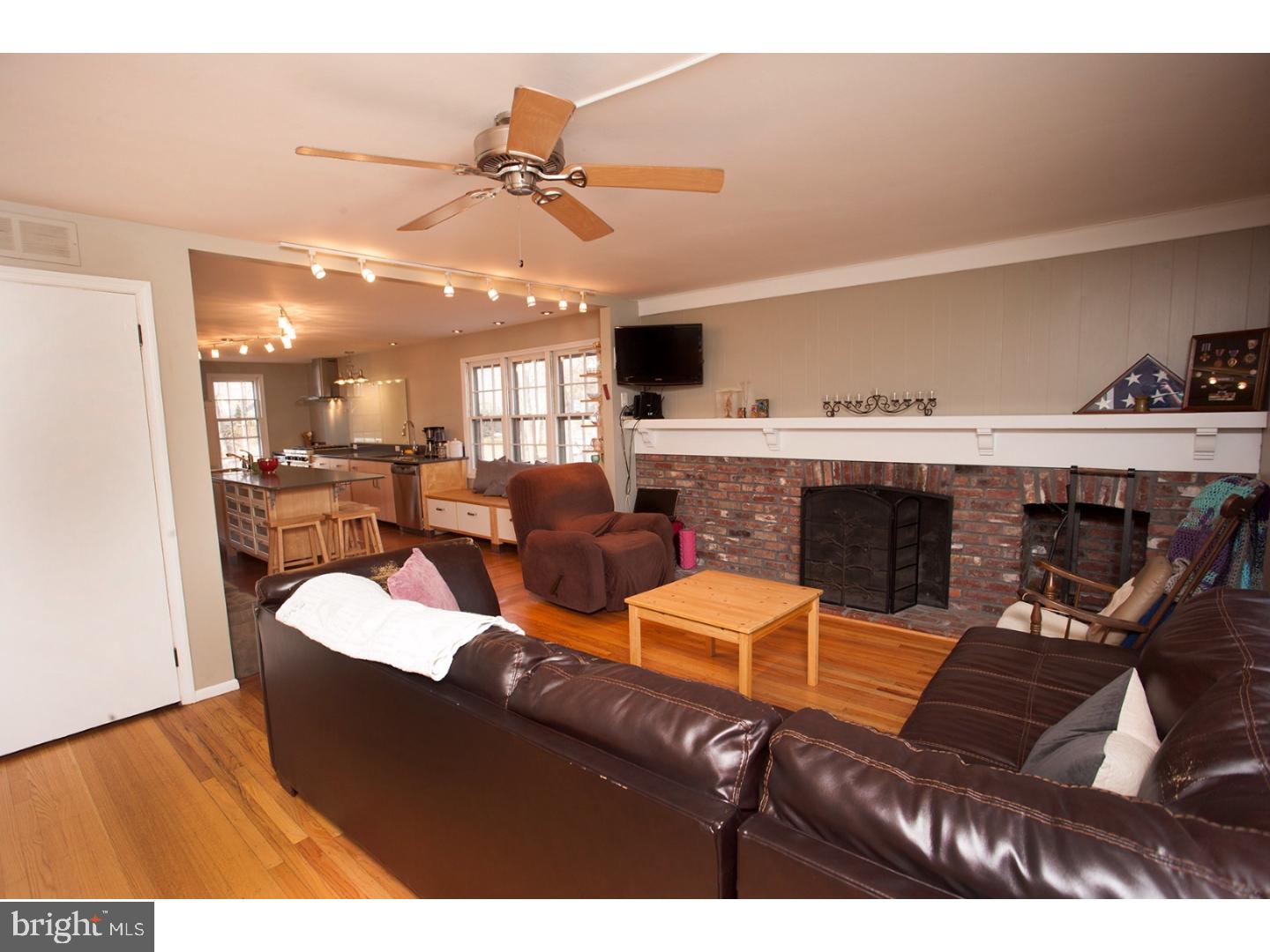 22 Whitby Road Cherry Hill, NJ 08003 - Photo 9 of 24 Gallery Image 9