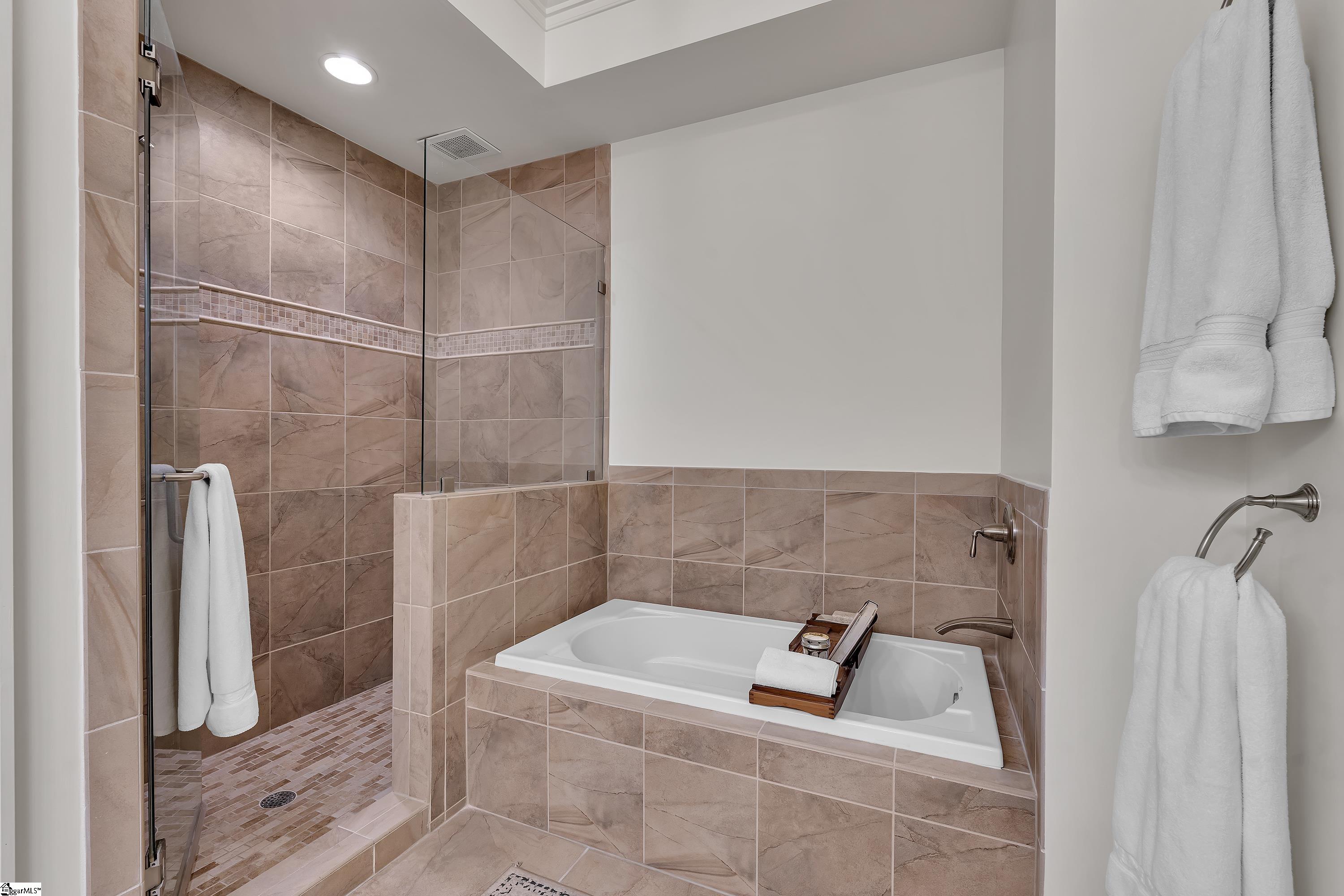 168 Ridgeland Drive, Unit 201 Greenville, SC 29601 - Photo 26 of 38