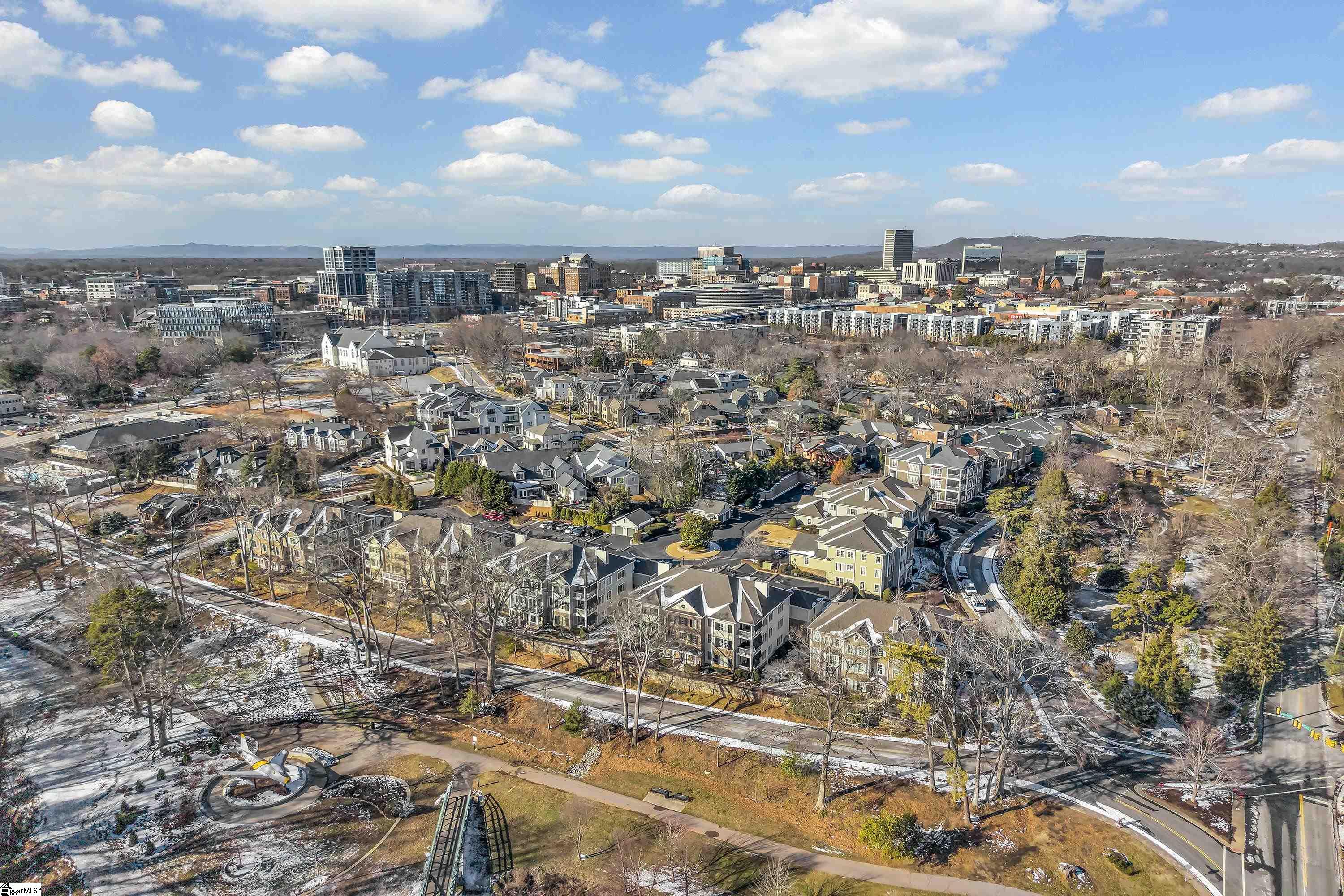 168 Ridgeland Drive, Unit 201 Greenville, SC 29601 - Photo 35 of 38