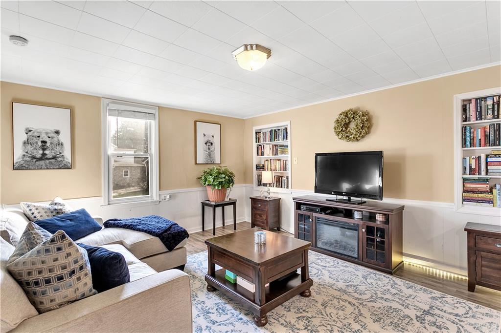3705 Bakerstown Road Gibsonia, PA 15044 - Photo 8 of 25 Gallery Image 8