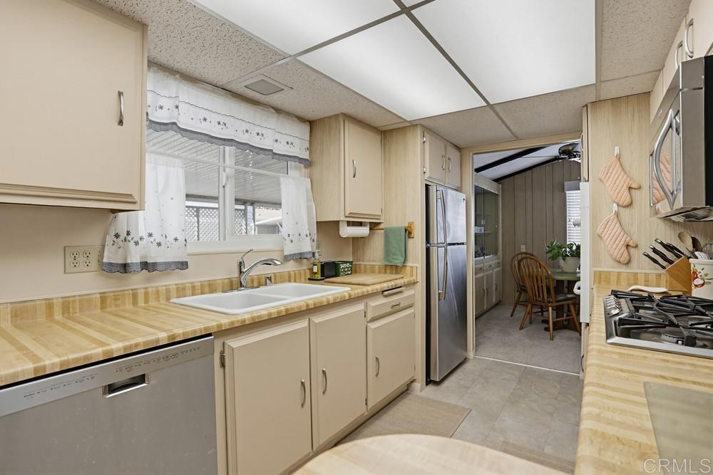 9500 Harritt Road, Unit 90 Lakeside, CA 92040 - Photo 6 of 20