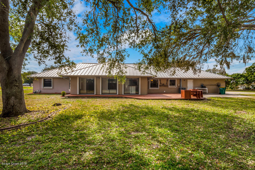 420 Rio Vista Lane Merritt Island, FL 32952 - Photo 22 of 25 Back Exterior