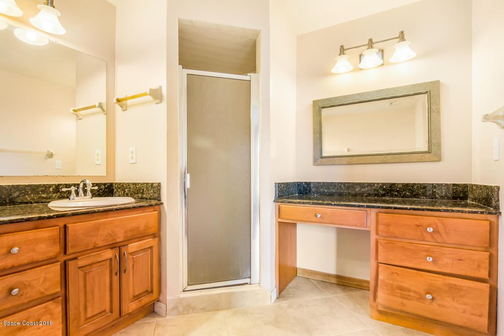 420 Rio Vista Lane Merritt Island, FL 32952 - Photo 8 of 25 Spacious Master Bathroom