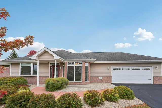 $367,900 | 117 Pheasant Run, Johnson Creek, WI 53038