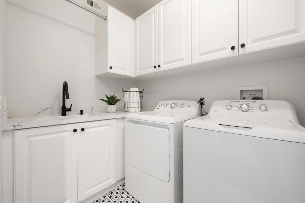 2124 Historic Decatur Road San Diego, CA 92106 - Photo 27 of 41