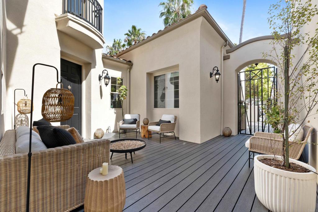 2124 Historic Decatur Road San Diego, CA 92106 - Photo 3 of 41